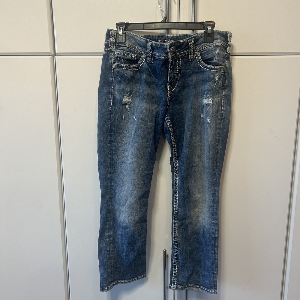 Silver Jeans Co Suki Mid Capri Distressed Embroidered Jeans W30 L23 B714